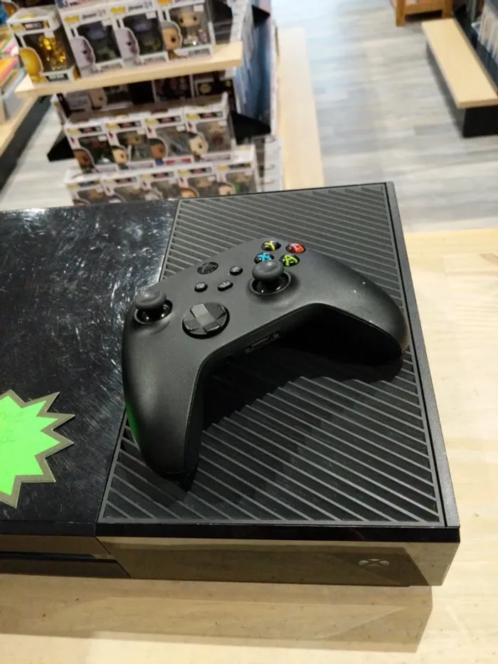 Xbox One Noire – Très bon état - photo numéro 4