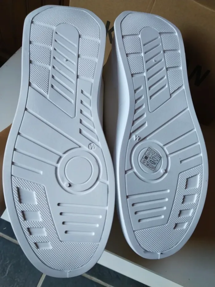 Baskets sneakers homme pointure 44 - photo numéro 8