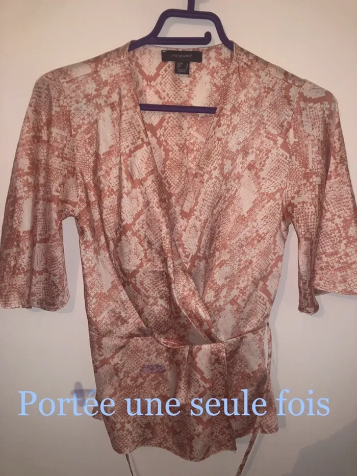 Blouse cache cœur Très bon état Taille S
