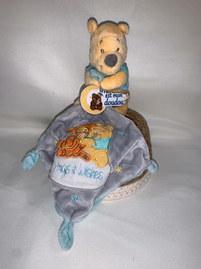 DY83 doudou winnie l’ourson Disney