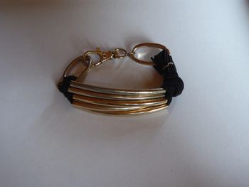 Bracelet noir et doré