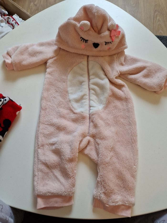 Combinaison bebe 9 mois