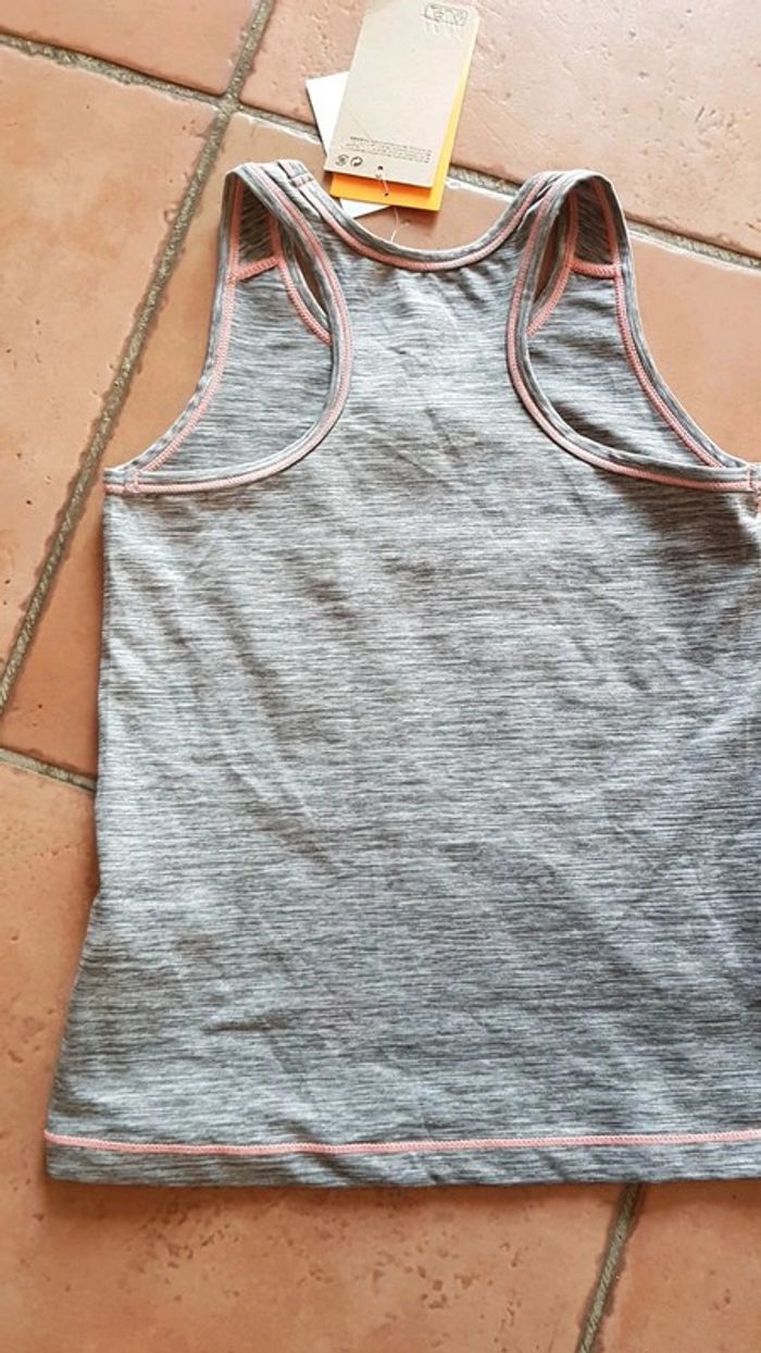 Débardeur 6/8ans neuf h et m - photo numéro 3