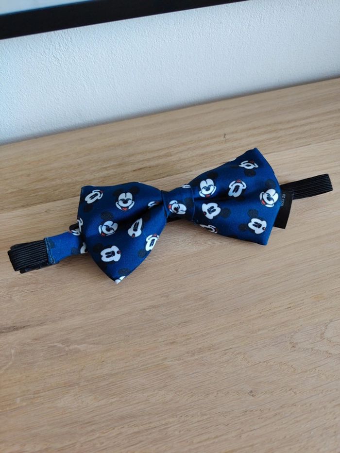 Noeud papillon mickey Disney h&m - photo numéro 3