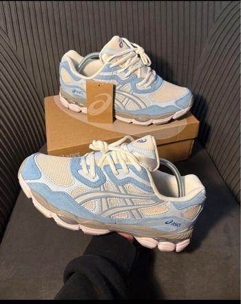 Asics gel nyc bleu clair taille 38