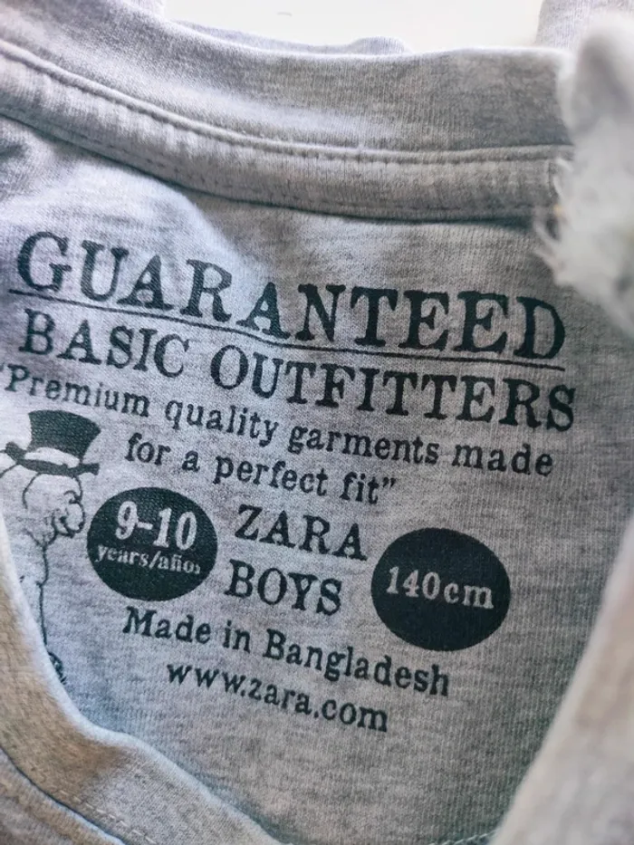T-shirt gris Zara 140cm - photo numéro 2