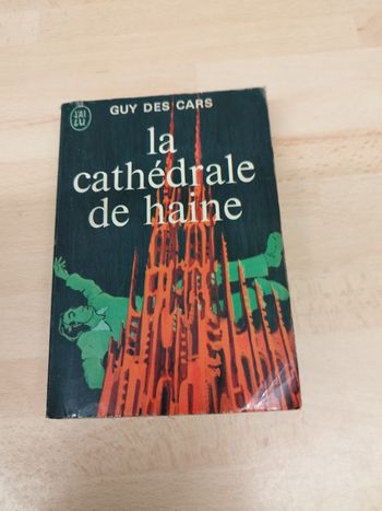 DES CARS GUY

La Cathédrale de haine