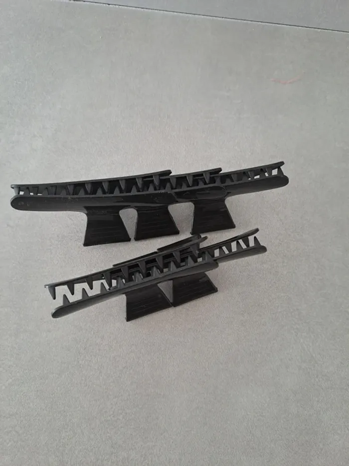 Lot de 5 Pinces Croco Noires NEUVES - 8 cm - photo numéro 2