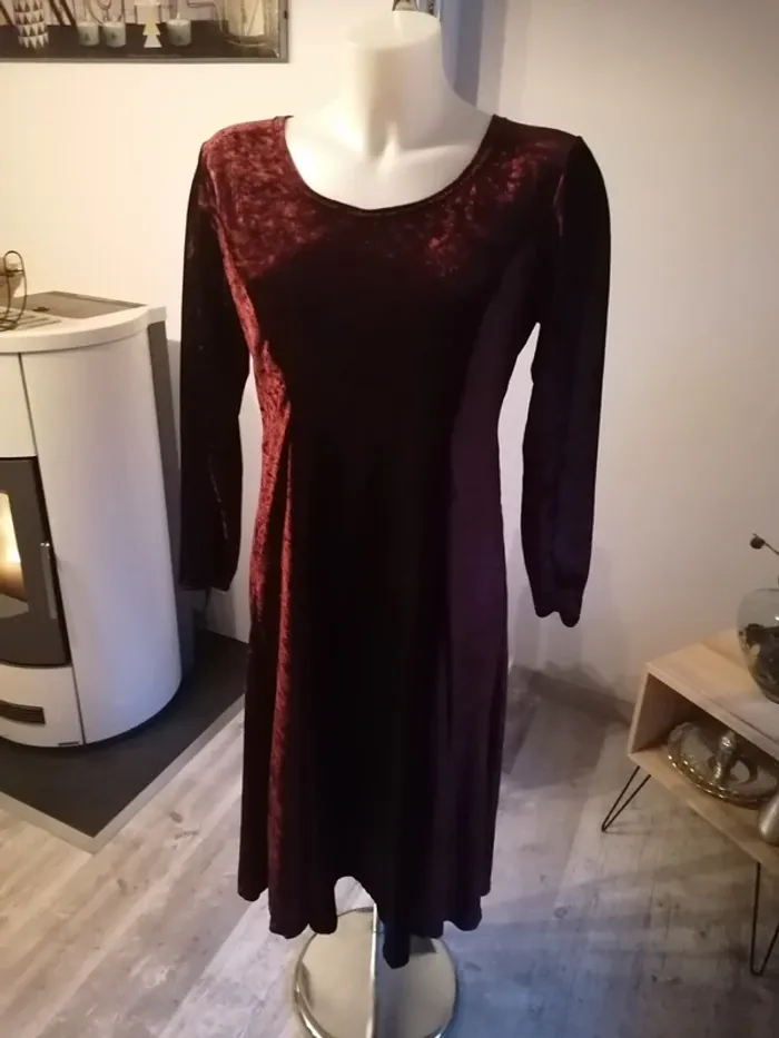 Robe casual (bordeaux), M / 38 / 10