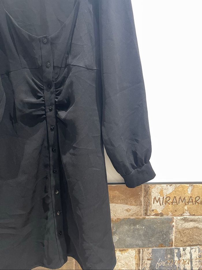 Robe Zara taille s - photo numéro 2