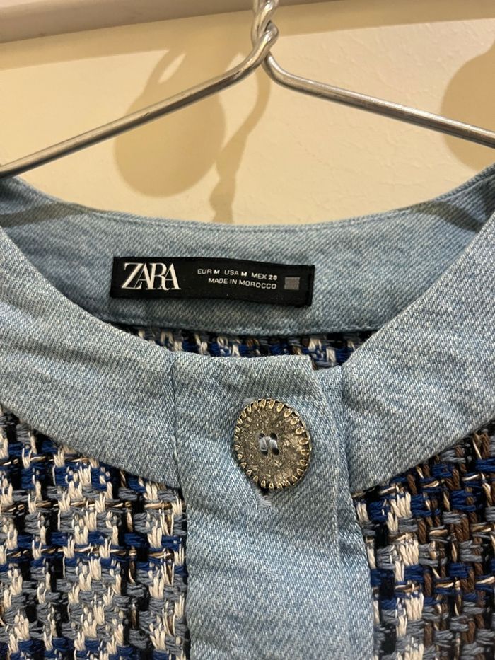 Top cardigan cropped court bi matière en denim col rond boutonné bleu zara taille M/38 - photo numéro 3