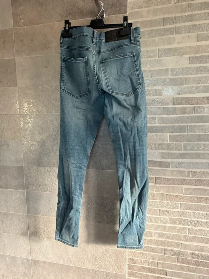Jean slim Cheap Monday – Taille 28/32 - photo numéro 2