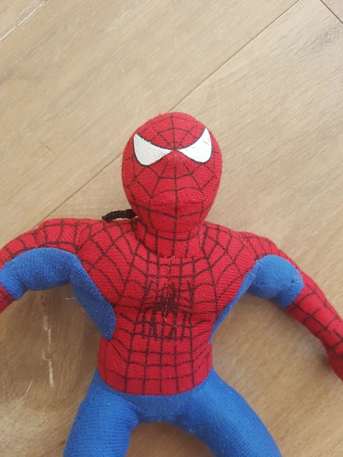 Peluche Spiderman - photo numéro 2