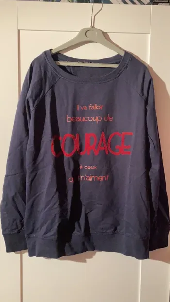 pull bleu marine