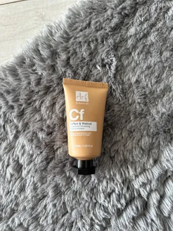 Dr Botanicals exfoliant