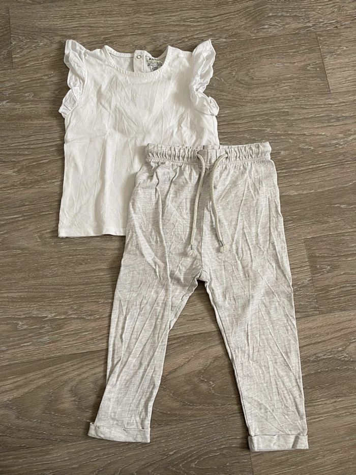 Ensemble t-shirt + pantalon 2 ans - photo numéro 2