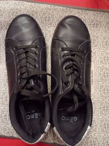 Chaussures noires femme