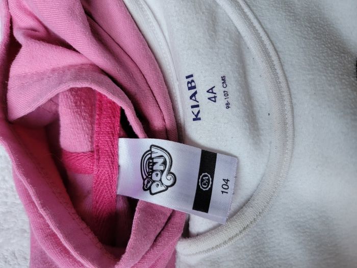 Lot de 2 pulls et un collant - photo numéro 4