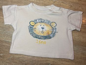 T-shirt lion /
