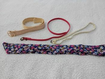 Lot de 4 ceintures tape à l'œil et Sergent major 3/4 ans