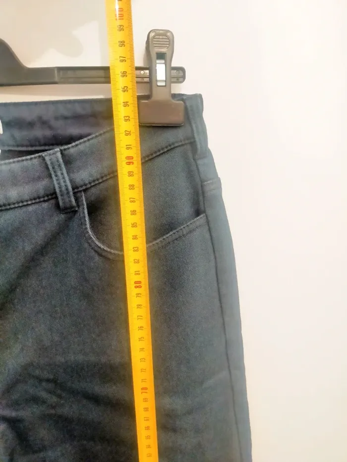 Jean's bleu marine Damart taille 42 en très bon état - photo numéro 6
