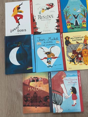 Lot de 8 livres les mercredis à lire