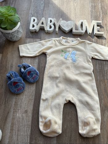 - Pyjama - 1 mois - Très bon état