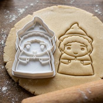 Emporte-pièce Petite Sorcière Kawaii - Découpoir Biscuit, Sablé et Pâte à Sucre
