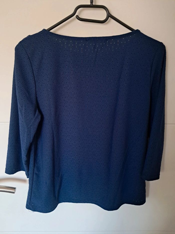 Blouse ajourée bleue à manches 3/4 taille 38 - photo numéro 6