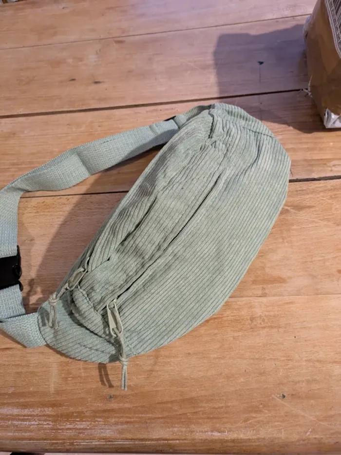 Banane verte en velours – style et volume garanti 💚 - photo numéro 8