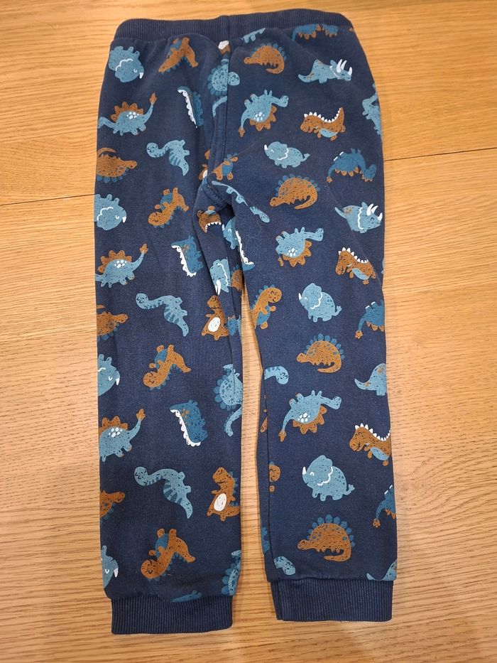Lot 3 joggings - photo numéro 6