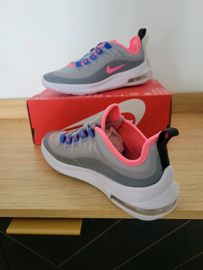 Nike Air Max Axis T36,5 - photo numéro 5