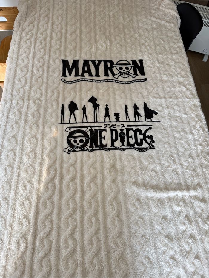 Couverture personnalisée one piece