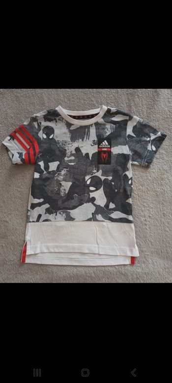 T-shirt adidas marvel