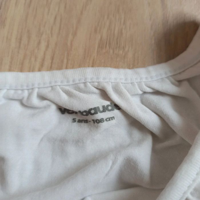 Gilet zippé col montant rose Okaïdi 5 ans et t-shirt blanc avec deux chats Vertbaudet 5 ans - photo numéro 6