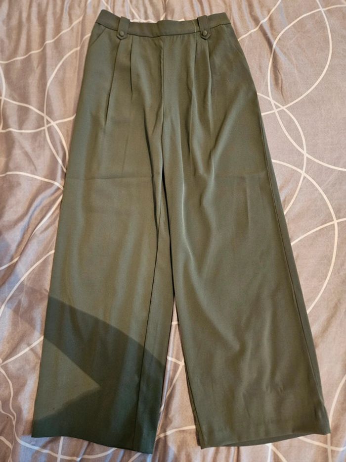 Pantalon taille 38 neuf