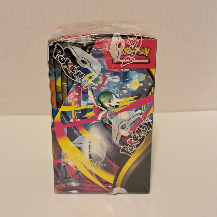 Demi display pokémon ME 01 scellé propre mais léger plis carton - photo numéro 4