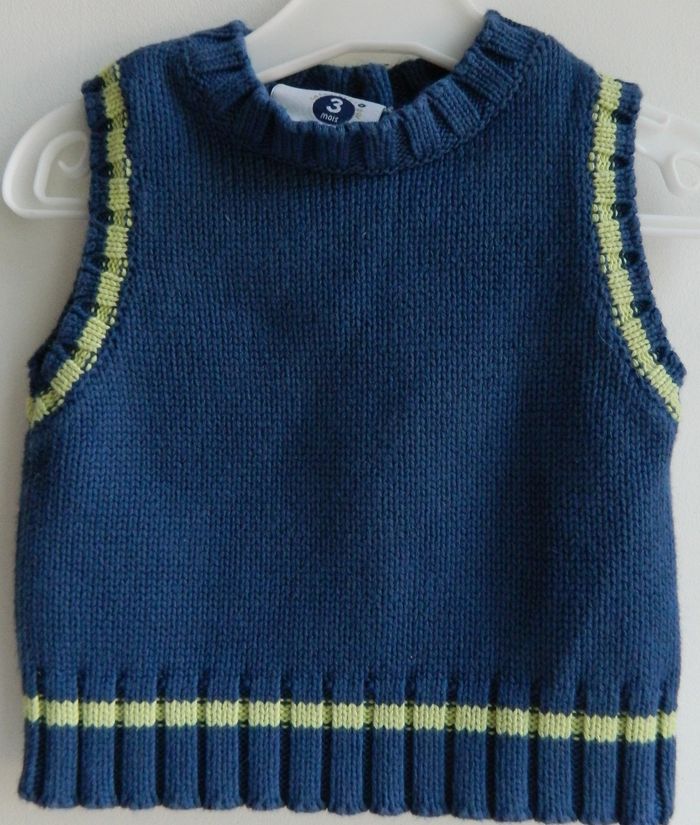Pull sans manches T 3 mois "DPAM"