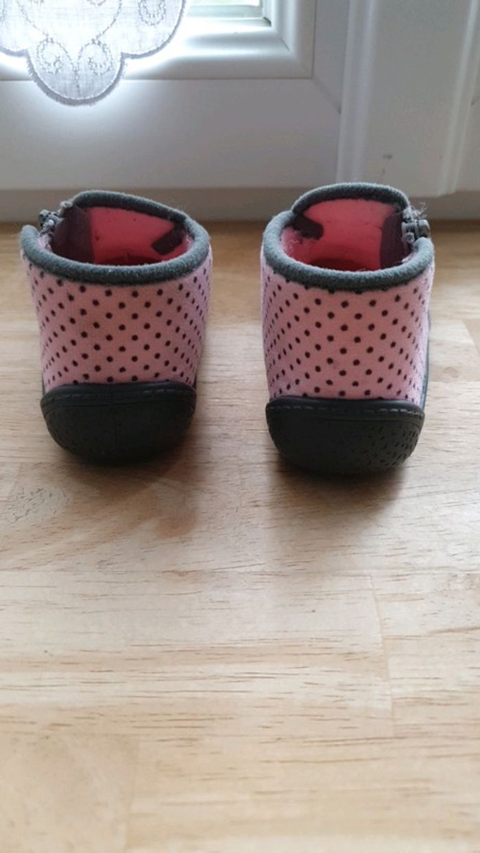 Pantoufles Pointure 20 - photo numéro 4