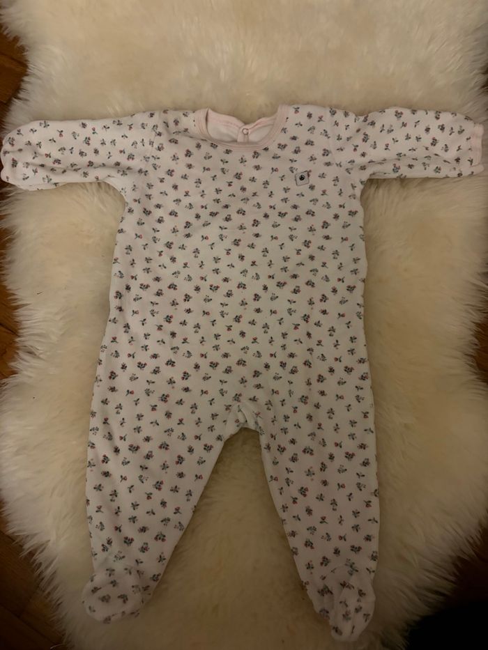 Petit Bateau Pyjama  en velours – 1 mois – Imprimé fleuri - photo numéro 2