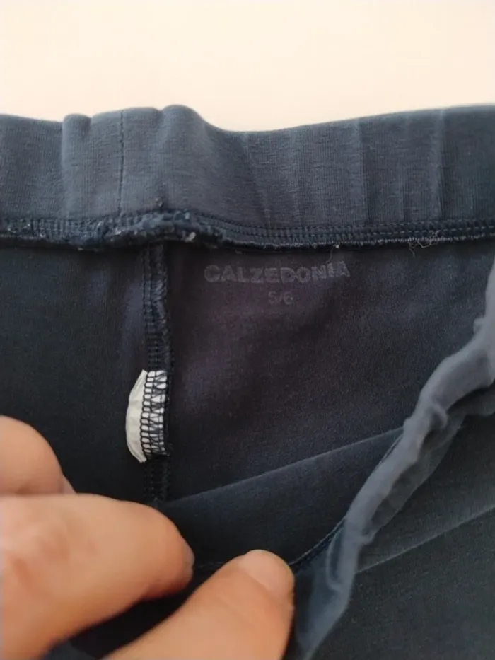 Pantalons fille 5/6 ans - photo numéro 2