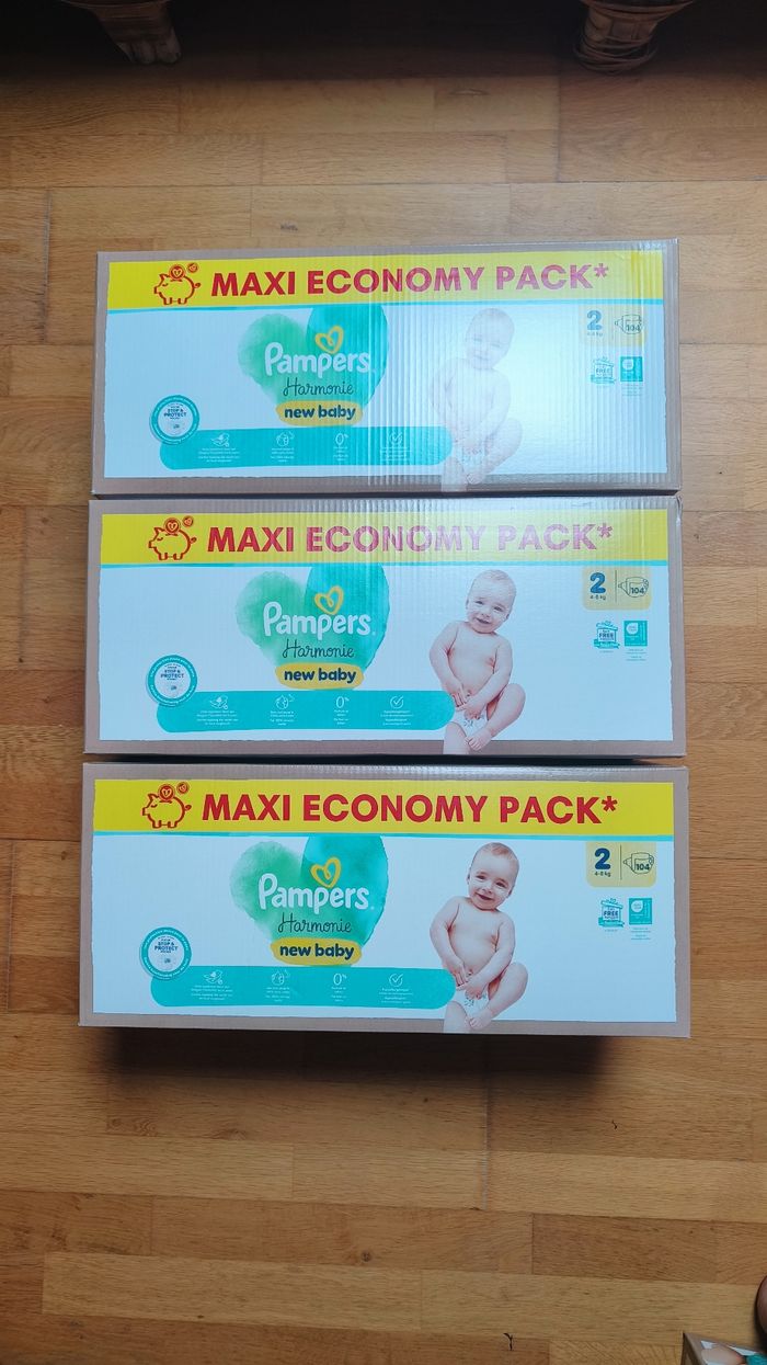 3 maxis economy packs Pampers harmonie taille 2