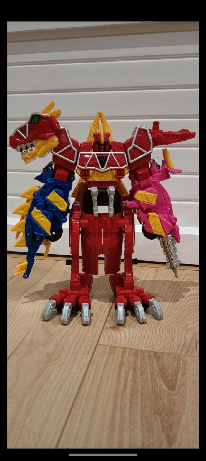 Dino Charge Megazord Power Rangers
