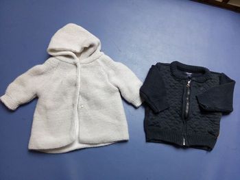 Lot de 2 gilets, hauts automne , hiver bébé garçon en 1 mois, marine, gris, chaud, hiver, capuche