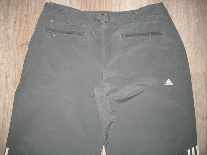 PANTACOURT DROIT GRIS FONCE "ADIDAS" - TAILLE 40 - n°05 - photo numéro 2