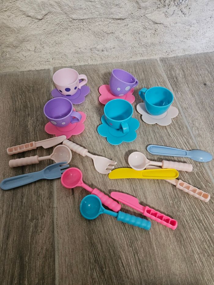 Dînette - photo numéro 2