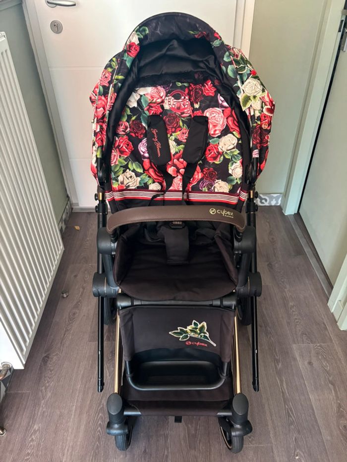 Châssis Poussette priam et siège Cybex