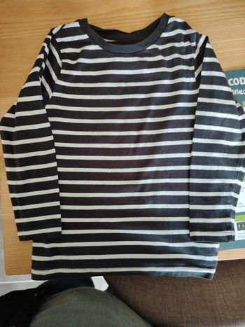 T-shirt manches longues hm 6ans