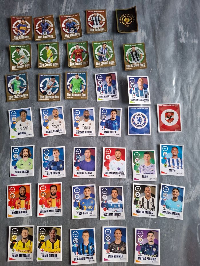Lot de 38 cartes de foot world cup 25