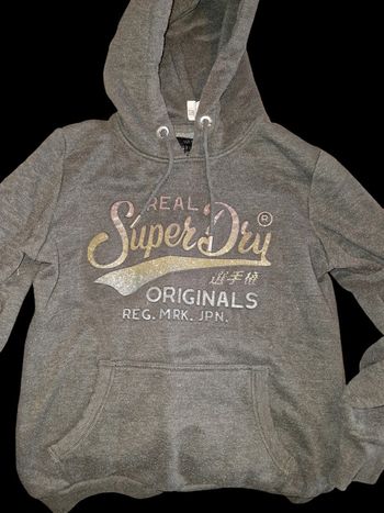 Sweat superdry taille 40